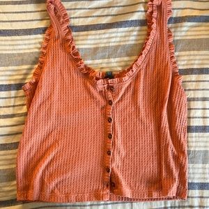 Cropped tank with buttons